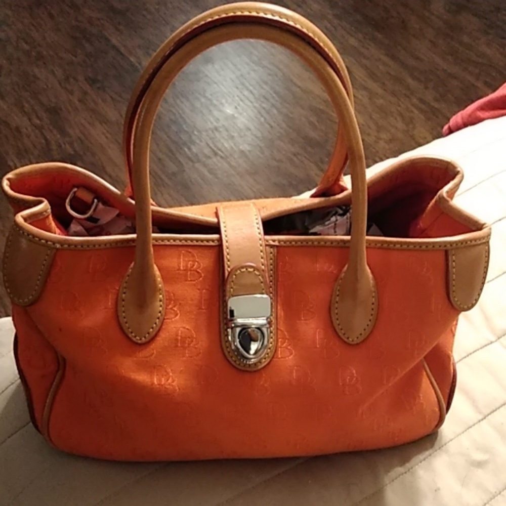 Dooney & Bourke signature satchel